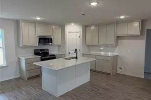 7009 Madaline Ct, Azle, TX 76020 - Photo 3