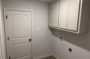 7009 Madaline Ct, Azle, TX 76020 - Photo 7