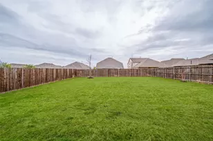 2421 Jeans Mill Dr, McKinney, TX 75071 - Photo 21