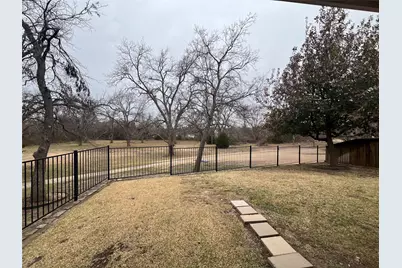 6602 Rutledge Road, Garland, TX 75044 - Photo 15