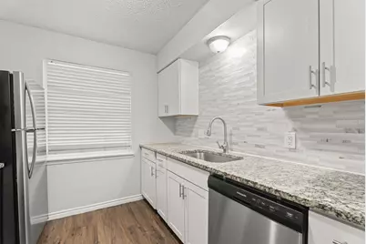 429 Johnson Street #6, Longview, TX 75602 - Photo 3