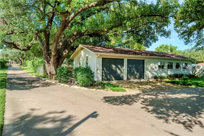 218 N Broadway Road, Azle, TX 76020 - Photo 33