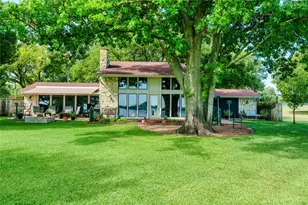 218 N Broadway Rd, Azle, TX 76020 - Photo 5