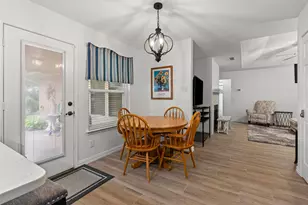 9013 Topperwind Ct, Fort Worth, TX 76134 - Photo 7