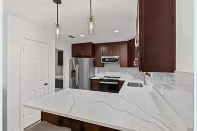 9013 Topperwind Court, Fort Worth, TX 76134 - Photo 3