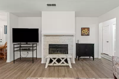 9013 Topperwind Court, Fort Worth, TX 76134 - Photo 11