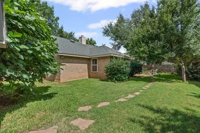 9013 Topperwind Court, Fort Worth, TX 76134 - Photo 27