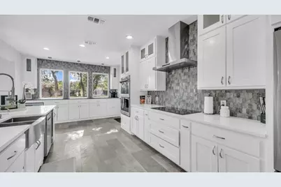 100 Oakview Drive, Hudson Oaks, TX 76087 - Photo 13