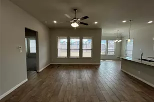 237 Allegheny Dr, Burleson, TX 76028 - Photo 9