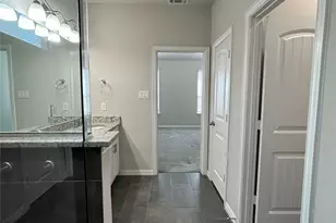 237 Allegheny Dr, Burleson, TX 76028 - Photo 13