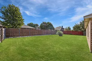 3810 Wolf Creek Ln, Melissa, TX 75454 - Photo 3