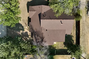 1307 Sycamore St, Breckenridge, TX 76424 - Photo 3