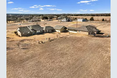 1043 Bells Chapel Road, Pecan Hill, TX 75165 - Photo 29