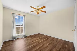 1043 Bells Chapel Rd, Pecan Hill, TX 75165 - Photo 15