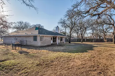 4339 Blackwell Street, Bellmead, TX 76705 - Photo 29
