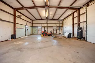 1301 County Road 705 Rd, Joshua, TX 76058 - Photo 33