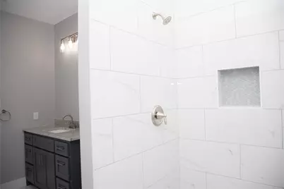 1527 Caldwell Avenue, Dallas, TX 75223 - Photo 29