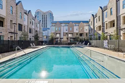 653 Dalton Lane, Irving, TX 75039 - Photo 29