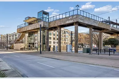 653 Dalton Lane, Irving, TX 75039 - Photo 31