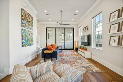 653 Dalton Lane, Irving, TX 75039 - Photo 13