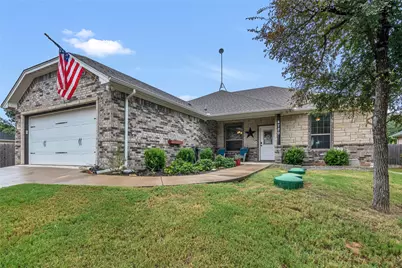 4720 Medina Street, Granbury, TX 76048 - Photo 5