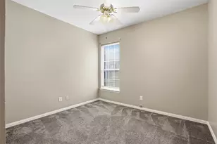 2221 Templeton Dr, Arlington, TX 76006 - Photo 21