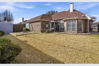 2221 Templeton Drive, Arlington, TX 76006 - Photo 23