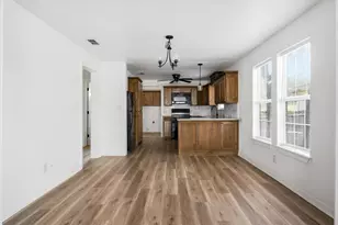 111 W Wolfe St, Grand Saline, TX 75140 - Photo 11