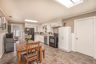 1016 Tower St, Canton, TX 75103 - Photo 15