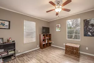 1016 Tower St, Canton, TX 75103 - Photo 7