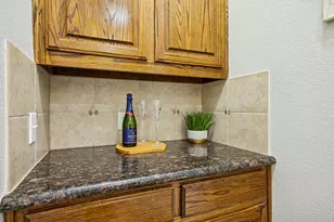 221 Tipperary Dr, Keller, TX 76248 - Photo 7