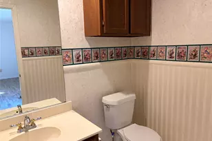 2327 Torrington Dr, Arlington, TX 76012 - Photo 7