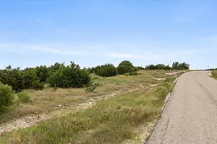 1031 Highland Dr, Glen Rose, TX 76043 - Photo 3