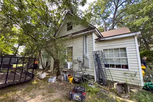 404 E Orange St, Sherman, TX 75090 - Photo 25