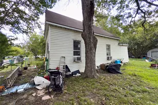 404 E Orange St, Sherman, TX 75090 - Photo 19