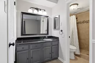 2713 Meadowstone Ct, Carrollton, TX 75006 - Photo 17