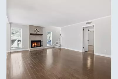 2713 Meadowstone Court, Carrollton, TX 75006 - Photo 3