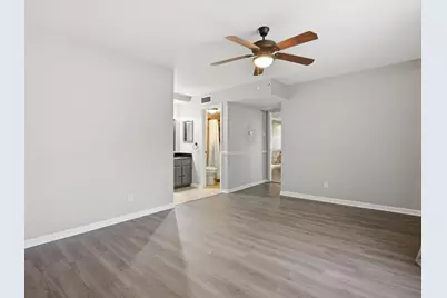 2713 Meadowstone Court, Carrollton, TX 75006 - Photo 15