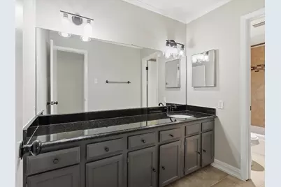 2713 Meadowstone Court, Carrollton, TX 75006 - Photo 19