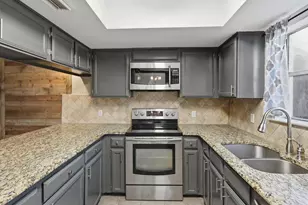 2713 Meadowstone Ct, Carrollton, TX 75006 - Photo 7