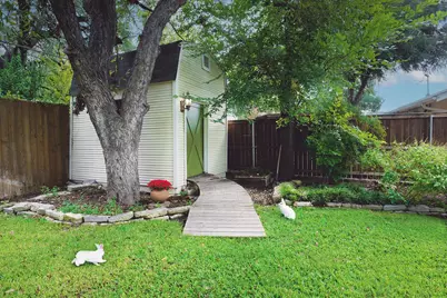 2417 5th Avenue, Fort Worth, TX 76110 - Photo 17