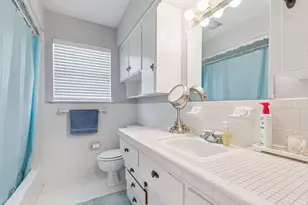 8318 Lullwater Dr, Dallas, TX 75218 - Photo 11