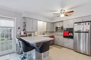 8318 Lullwater Dr, Dallas, TX 75218 - Photo 5