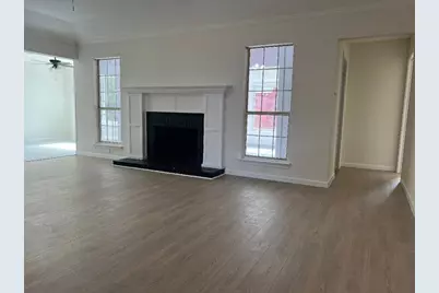 1500 Hyde Park Boulevard, Cleburne, TX 76033 - Photo 7