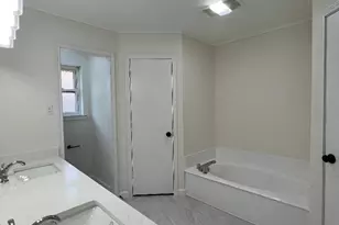 1500 Hyde Park Blvd, Cleburne, TX 76033 - Photo 17