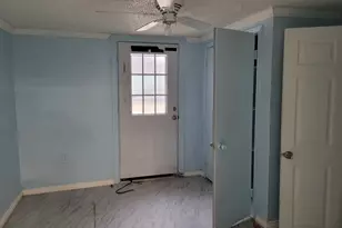 924 N Clements St, Gainesville, TX 76240 - Photo 3