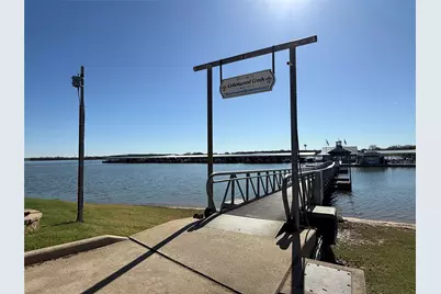 1019 Waterview Drive, Little Elm, TX 75068 - Photo 23