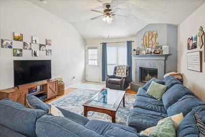 1019 Waterview Drive, Little Elm, TX 75068 - Photo 5