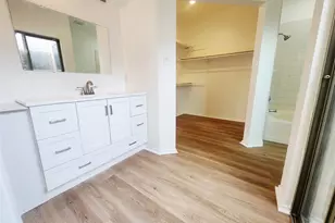 802 Headwater Dr, Arlington, TX 76015 - Photo 7