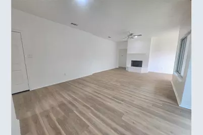 802 Headwater Drive, Arlington, TX 76015 - Photo 3